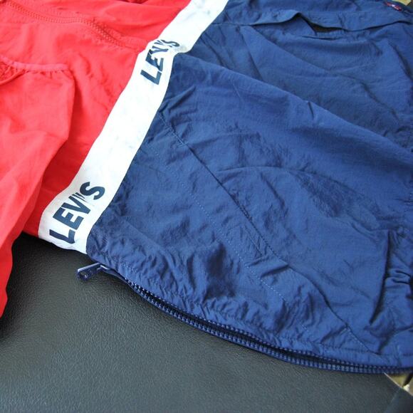 Levi Strauss & Co. Small Red White & Blue Hooded Quarter Zip Windbreaker Jacket - Picture 4 of 6